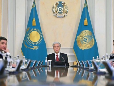 Мемлекет басшысы өңірлік жүк авиахабтарын дамыту жөнінде кеңес өткізді