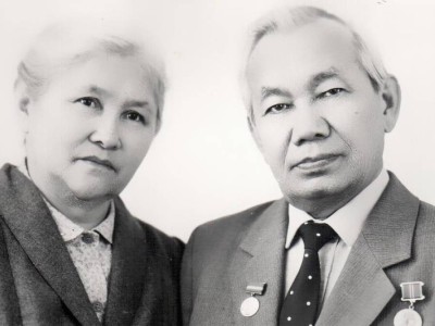 Біз бір-бірімізге 54 жыл ғашық болдық — Әзілхан Нұршайықов пен жары Халиманың тарихы