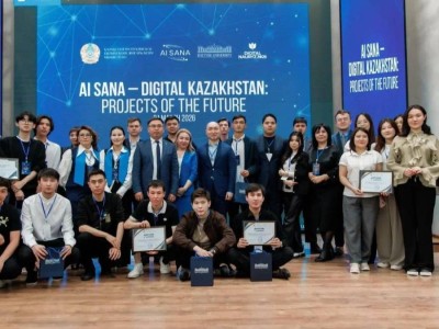 «AI Sana – Digital Kazakhstan»: Жетісу университетінде жаңа цифрлық жобалар конкурсы өтті