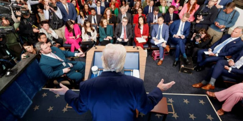 Трамптың «Триумфы»: Ирандағы сәтсіз соғыстың бағытын өзгерткен құтқару операциясы