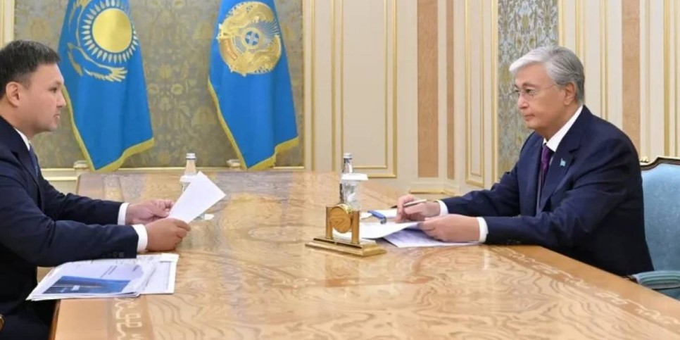 Асхат Хасенов Президентке «ҚазМұнайГаз» компаниясының атқарған жұмыстары туралы есеп берді