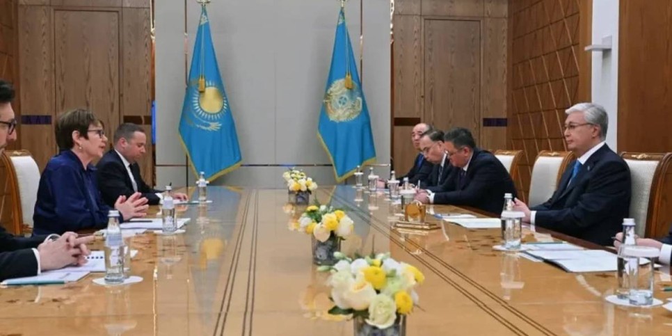 Президент ЕҚДБ президенті Одиль Рено-Бассомен кездесті