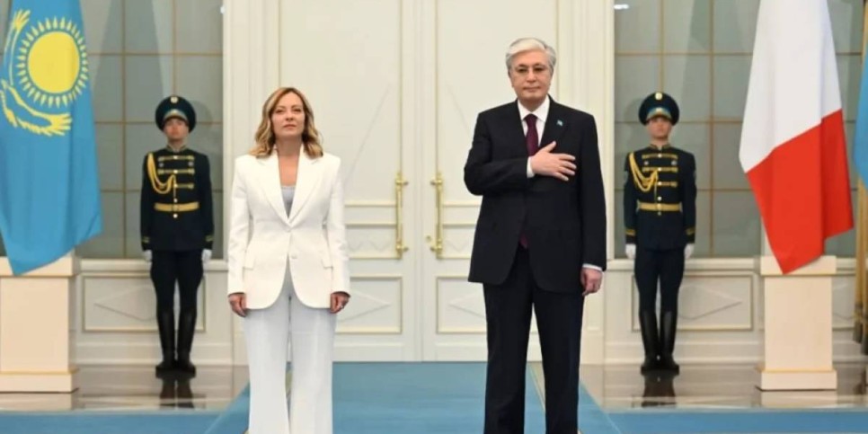 Қасым-Жомарт Тоқаев Ақордада Джорджа Мелониді қарсы алды