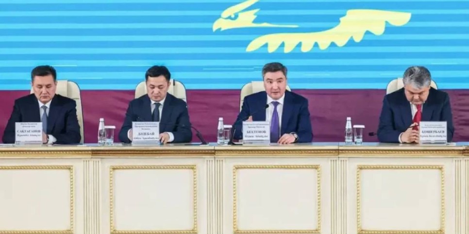 Үкімет басшысы Шығыс Қазақстан облысы активіне жаңа әкімді таныстырды