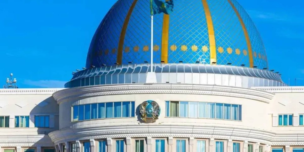 Президент Мекемтас Мырзахметұлының отбасына көңіл айтты