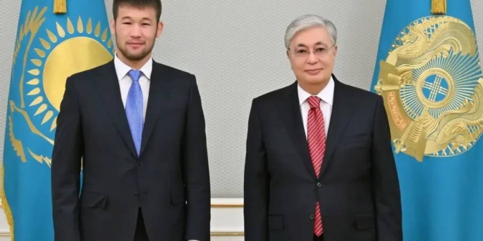Президент Шавкат Рахмоновты UFC-дегі кезекті жеңісімен құттықтады 