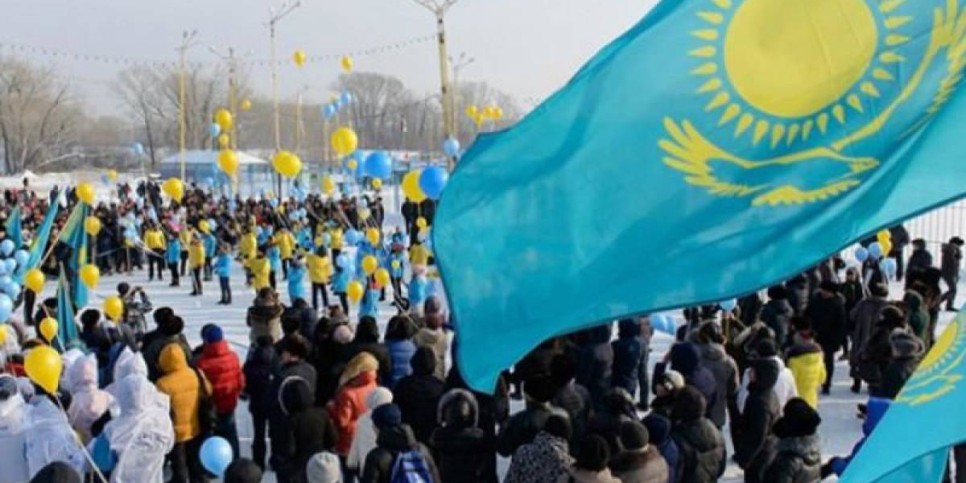 Халықтың төрттен үш бөлігі отбасында болған өзгерістерді оң бағалайды