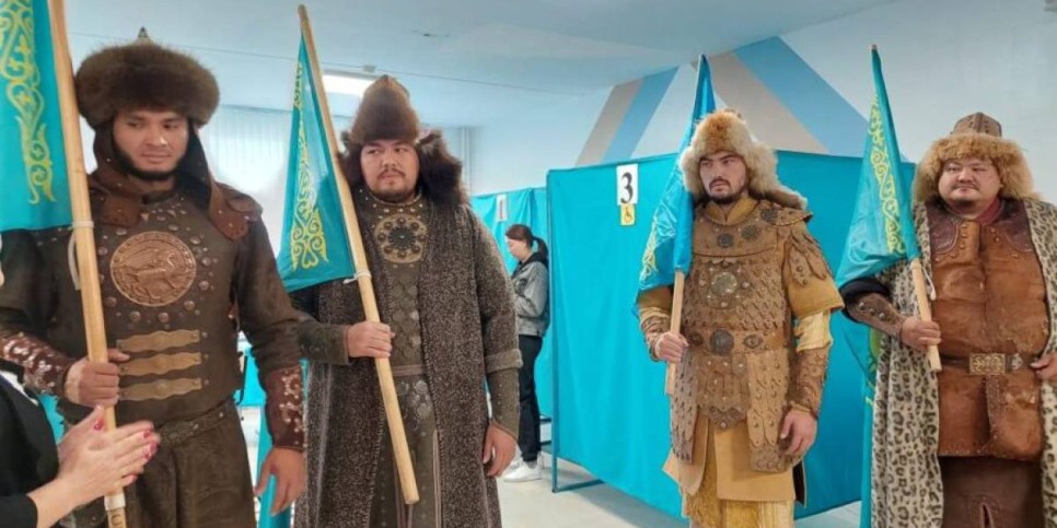 Ұлы дала рухында: батырлар референдумда дауыс берді