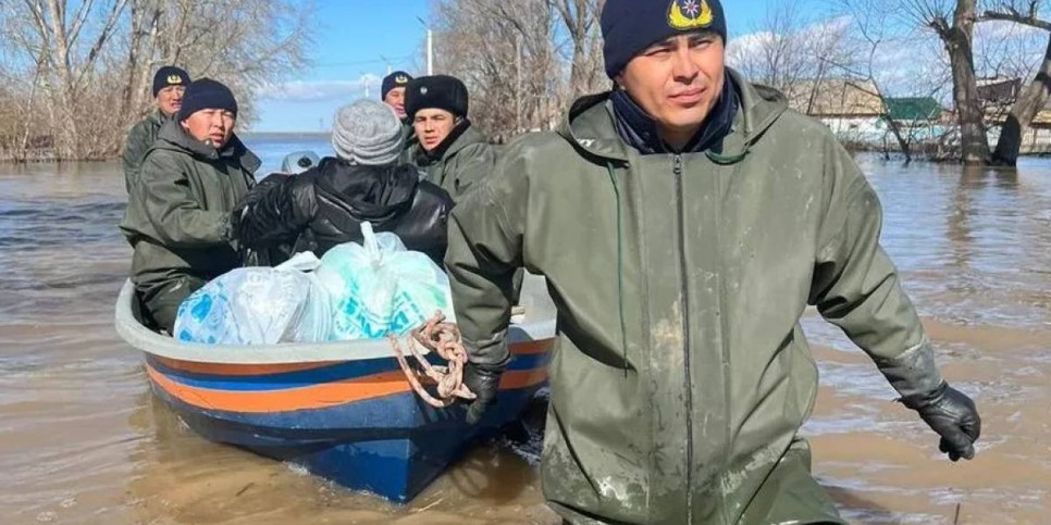Құтқарушылар тасқын басталғалы күндіз-түні қызметте жүр