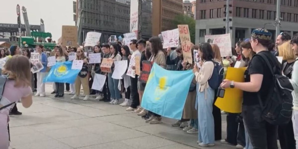 Бишімбаевтың ісіне байланысты Германияда митинг өтті (ВИДЕО)