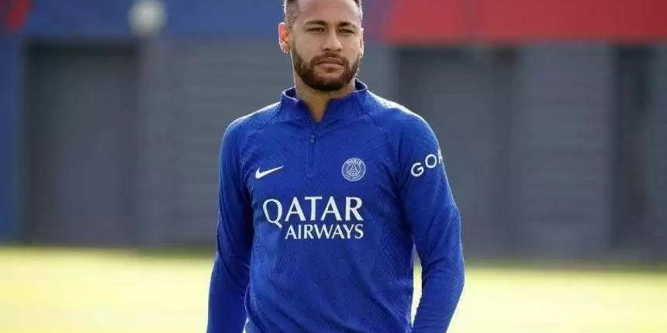 Футболшы Неймарға операция жасалды