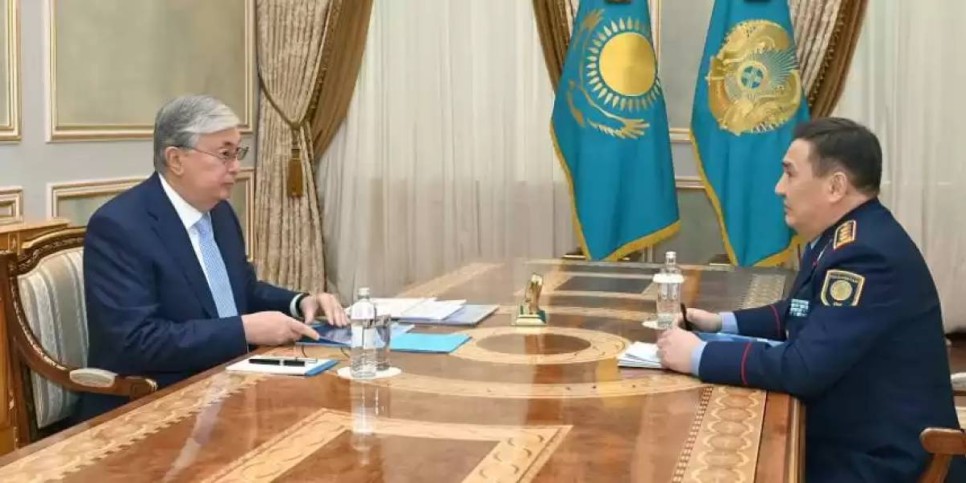 Министр полицейлердің адалдығын тексеру жөніндегі пилоттық жоба бойынша Президентке есеп берді