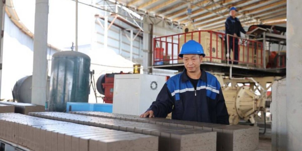 Жамбыл облысында жылына 36 млн дана кірпіш шығаратын жаңа зауыт іске қосылды