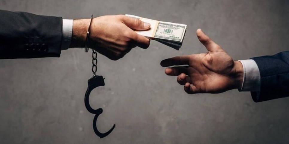 «Мемлекеттік меншік азаймай, жемқорлық тыйылмайды»