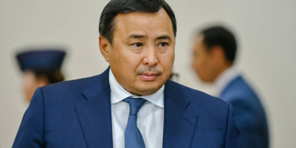 Абылай Мырзахметовке қатысты сот отырысы басталды