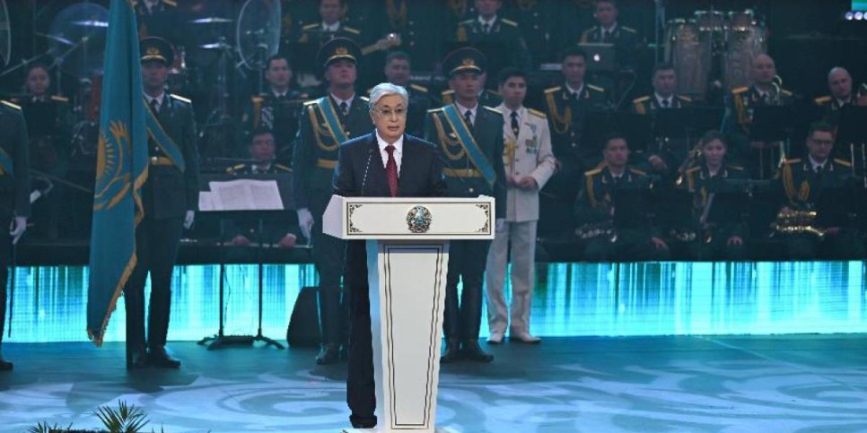 Қазақстан Президенті Отан қорғаушы күніне арналған салтанатты жиынға қатысты