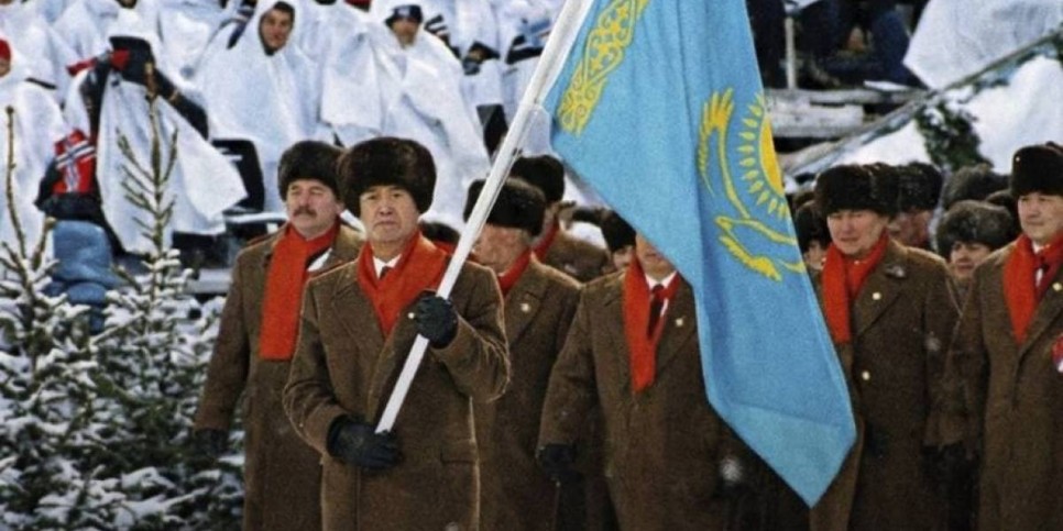 Қысқы Олимпия ойындарында ту ұстап шыққан қазақ спортшылары